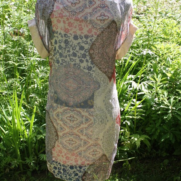 Chic Paisley Print Midi Dress - Picture 4 of 5